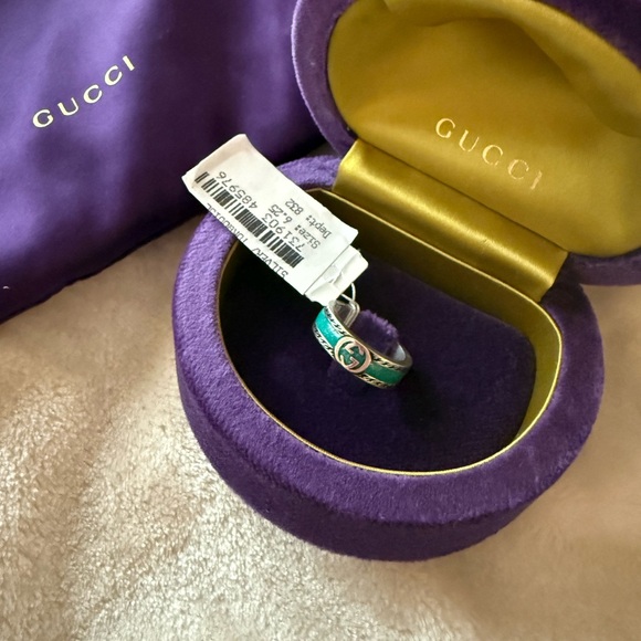 Gucci Silver Band Ring with Teal band accent and Double G - Picture 4 of 11